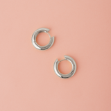 ARGOLLAS LIA 18MM BAÑADAS EN ORO BLANCO
